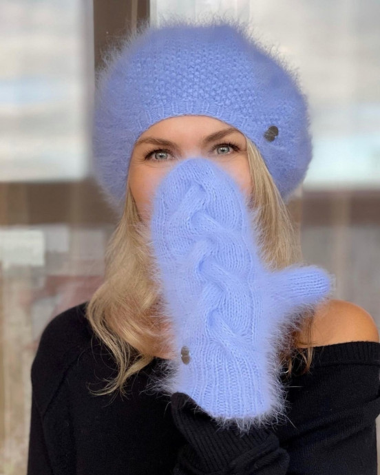 Комплект: берет и варежки из Biagioli Malo Angora Комплект: берет и варежки из Biagioli Malo Angora