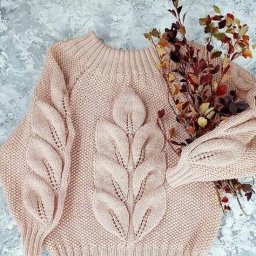 Объемный узор - отличная идея для стильного пуловера!