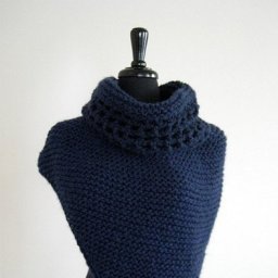 Плотный шарф-шаль для холодного сезона