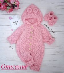 Детский комбинезон с капюшоном