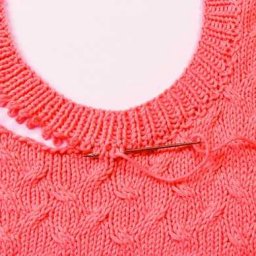 Вяжем удобную и практичную горловину