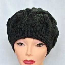 Берет с косами, вяжем спицами