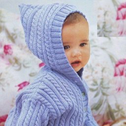 Пальто для новорожденного, вяжем спицами