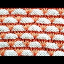 Двухцветный узор с облаками на спицах для детских изделий