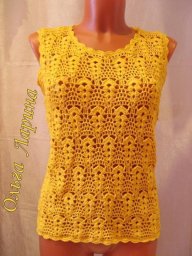 Яркий топ крючком