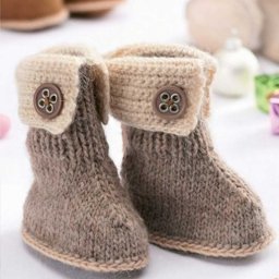 Уютные детские сапожки спицами