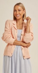 Жакет дырчатым узором