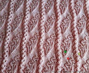 Интересный узор спицами