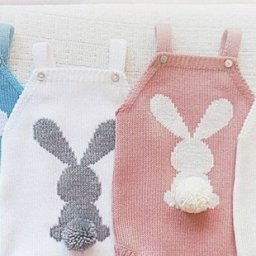 Милые зайчики спицами