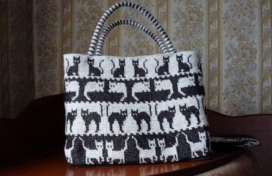 Сумка с кошками крючком