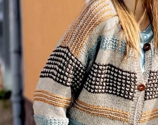 Полосатая кофта, вяжем спицами