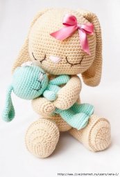 Зайка-сплюшка крючком