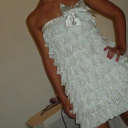 Очаровательное платье, связанное крючком