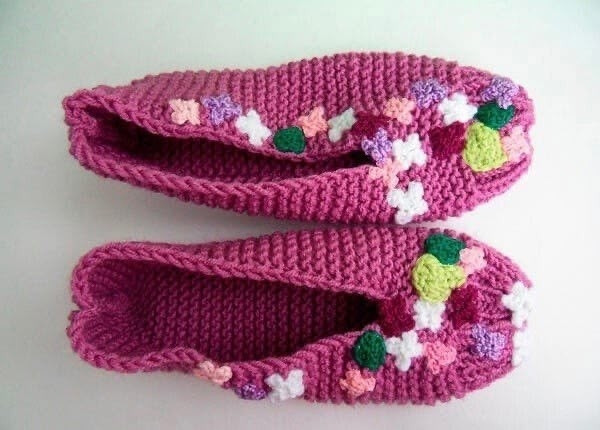 Очаровательные тапочки-следочки