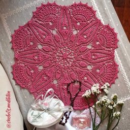 Красивая салфетка крючком