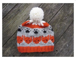 Шапка с жаккардовым узором «Лисички»