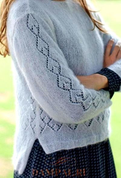 ​Пуловер с ажурным рисунком спицами