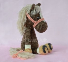 Три игрушки по одной схеме