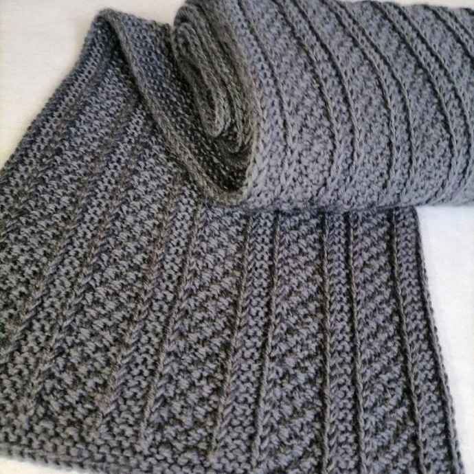 Серый мужской шарф спицами