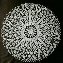 Нежная салфетка крючком