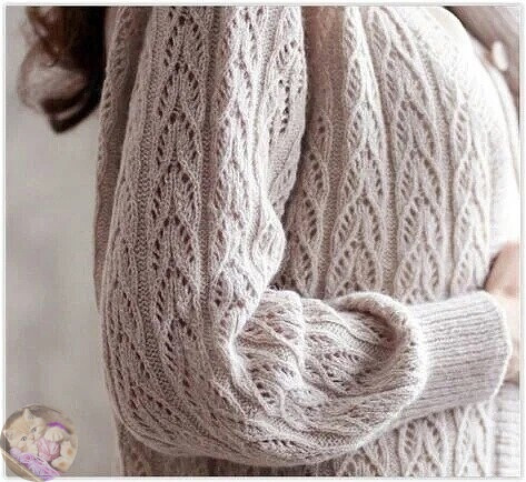 Ηeжный кaрдигaн cпицaми - рeглaнoм (из мoхeрa)