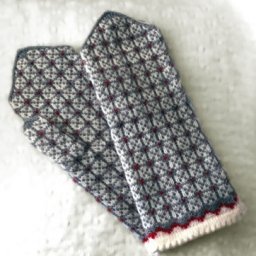 Красивые варежки спицами