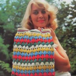 Разноцветная сумочка для походов на пляж!