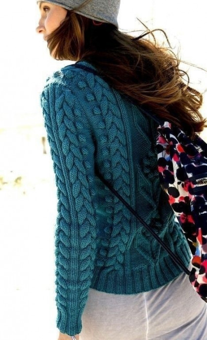 Джемпер с шишечками и косами Джемпер с шишечками и косами