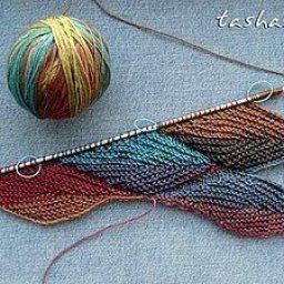 Вязаный спицами пэчворк