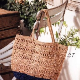 Очаровательная сумочка, вязаная крючком