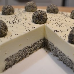 У нас сегодня сразу 9 именинниц!