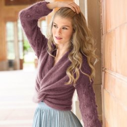 Нежный мохеровый пуловер