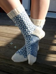 Схема спицами для необычных носков