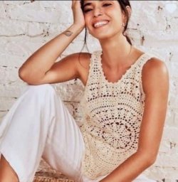 Ультра современно: топ на основе круглой салфетки