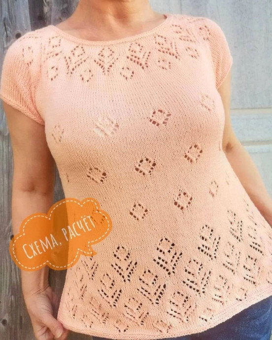 Персиковая футболка спицами из пряжи от Loro Piana