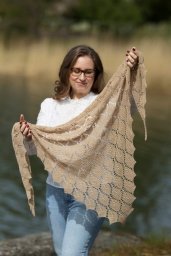 Красивый узор с листочками для шали