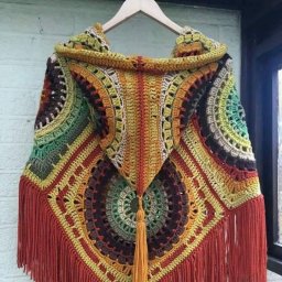 Классное пончо крючком