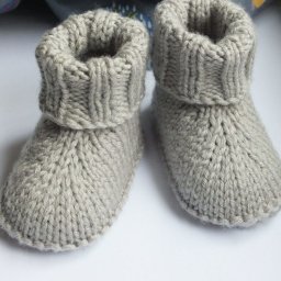 Аккуратные бесшовные пинетки