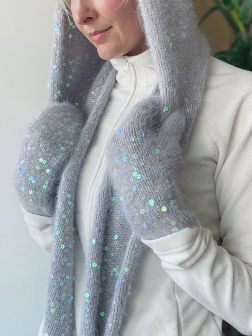 Описание на шарф-капюшон &laquo;Снегурочка&raquo;