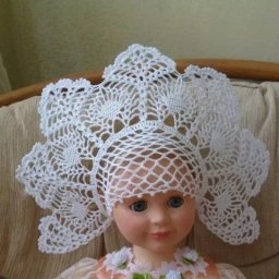 Самое зимнее из украшений - белый кокошник!