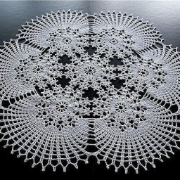 Изысканная салфетка из розеток