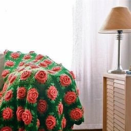 Плед из цветочных мотивов