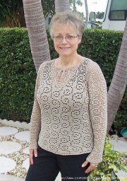 Красивый пуловер крючком, берём на заметку!