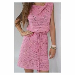 Симпатичное платье с узором "Ромбы"