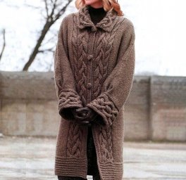 Пальто из толстой пряжи- классика