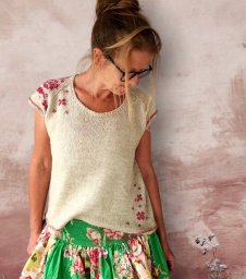 Стильный топ с регланом и жаккардовым узором — настоящее украшение вашего гардероба!