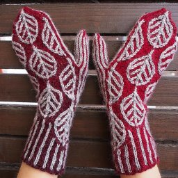 Варежки в технике бриошь