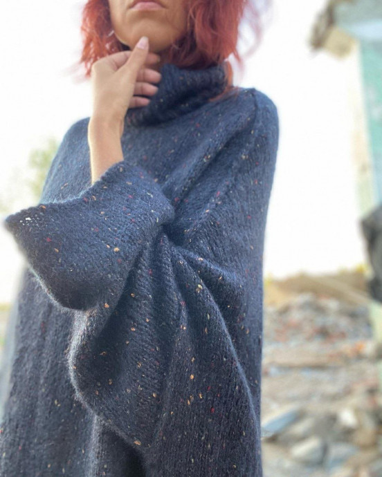 Свитер из Infiniti Tweed