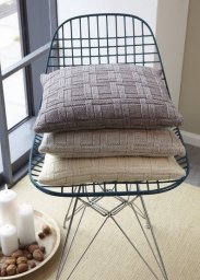 Узор из лицевых и изнаночных петель для вязания чехла.