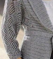 Стильный жакет с ажурными рукавами